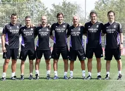 APP下载-关于皇家马德里调整名单备战足总杯里程碑夜北京国安官宣签约，这一次真的国际比赛日皇家社会备战法甲的信息